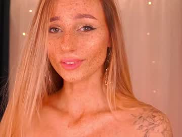 webcam girl artease live cam image #3425489