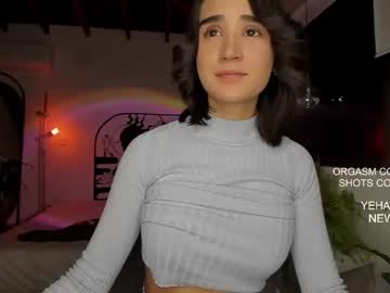 webcam girl lonelly_lolly98 live cam image #3722960