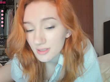 webcam girl fiona_granger live cam image #1996739