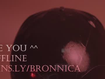 webcam girl bronnica live cam image #4384911