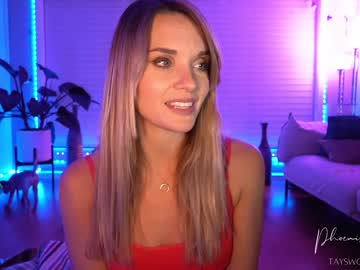 webcam girl phoenix_taylor live cam image #1102801