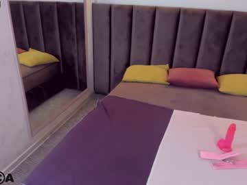 webcam girl camilla_spark live cam image #3672860