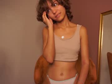 webcam girl lenaelisabeth live cam image #5883954