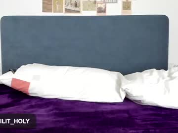 webcam girl lily_holy live cam image #6164321