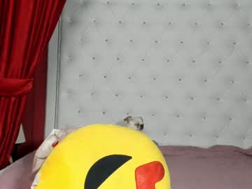 webcam girl hotfallingdevil live cam image #109717