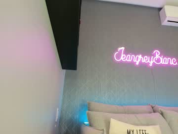 webcam girl jeangreybianca live cam image #5983013