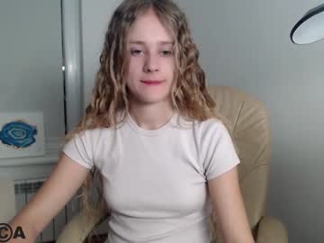 webcam girl loveinemili live cam image #3976655