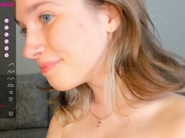 webcam girl lynnatlee live cam image #6969859