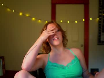 webcam girl crimsonxrapture live cam image #1898085