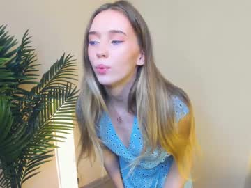 webcam girl katrin_tangerine live cam image #6740755