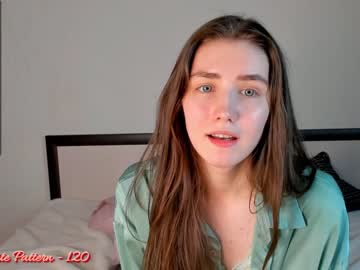webcam girl saintlyn live cam image #3194754