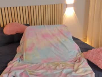 webcam girl little_effy18 live cam image #5179460