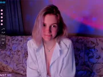 webcam girl melondama live cam image #3232834