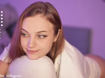 webcam girl mia_milagros live cam image #5207948