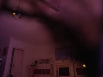 webcam girl hannahjames710 live cam image #1309458