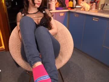 webcam girl sweety_rinushka_ live cam image #1638411