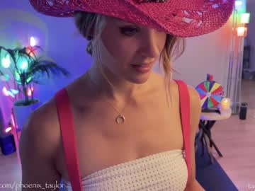 webcam girl phoenix_taylor live cam image #4249746