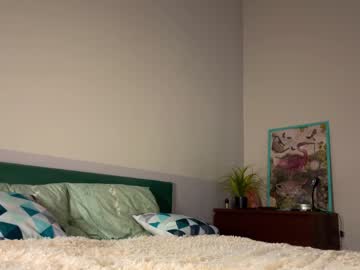 webcam tranny twiinkie_pie live cam image #6432796