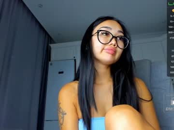 webcam girl miyong_7 live cam image #3122408