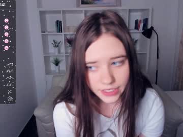 webcam girl kristi_zenn live cam image #6056207