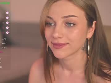 webcam girl mia_milagros live cam image #4564909