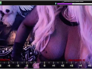 webcam girl those_darn_frigs live cam image #371345