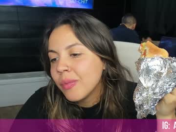 webcam girl daily_stories live cam image #3904824