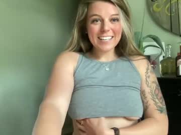 webcam girl stellabaex live cam image #1896372