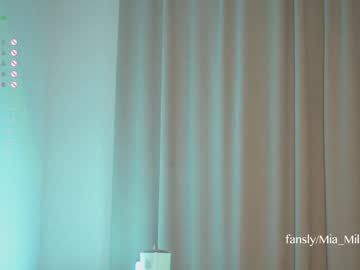 webcam girl mia_milagros live cam image #6070964