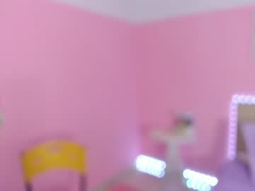 webcam girl little_effy18 live cam image #2150775