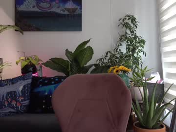 webcam girl beyllove_d live cam image #1335647