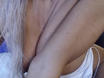 webcam girl marrylouanne live cam image #590910