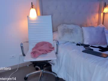 webcam girl swt_molly live cam image #5726582
