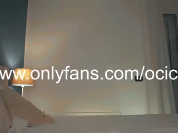 webcam girl ocicat live cam image #4170411
