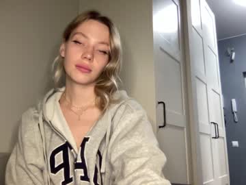 webcam girl angel_from_sky live cam image #2842441