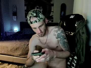 webcam man bi_mechanic live cam image #6754930