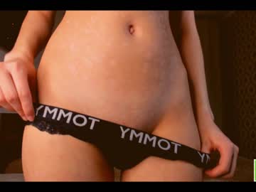 webcam girl amandamedrano live cam image #3675991