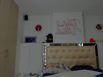 webcam tranny sexyhot_cat live cam image #6612432