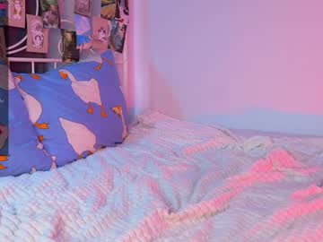 webcam girl cute_fox_girl live cam image #6919119