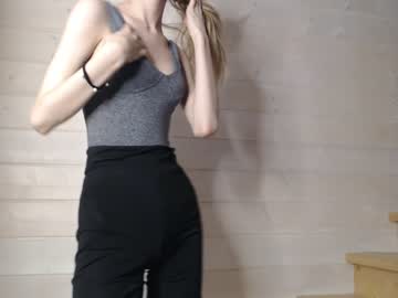 webcam girl princess__aurora live cam image #3721250