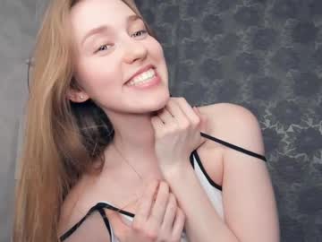 webcam girl cheerfulmona live cam image #7080423