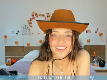 webcam girl gabrielaa_18 live cam image #5475487