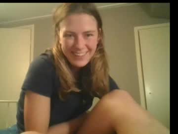 webcam girl littleyara live cam image #2908329