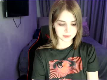 webcam girl tripleprinces live cam image #4834201