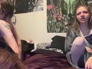 webcam couple polyhouseofgays live cam image #3937373