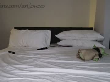 webcam couple ari_lovexo live cam image #3957855
