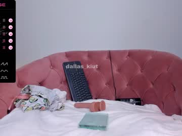 webcam girl dallas_kiut live cam image #6414536