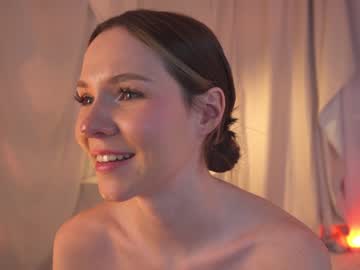 webcam girl kateuwugirl live cam image #5721750