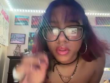 webcam girl melanierosee222 live cam image #7069025