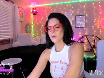 webcam girl milf_lacey live cam image #3051934